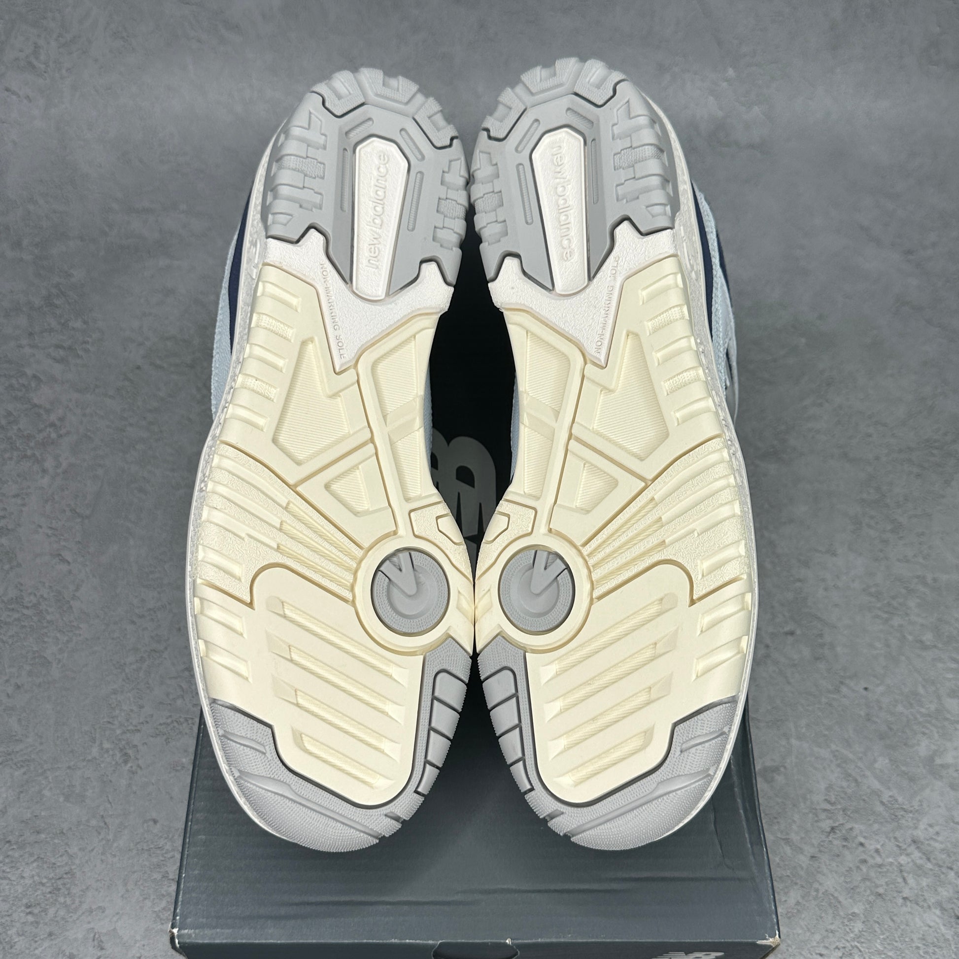 New Balance 550 White Dream State