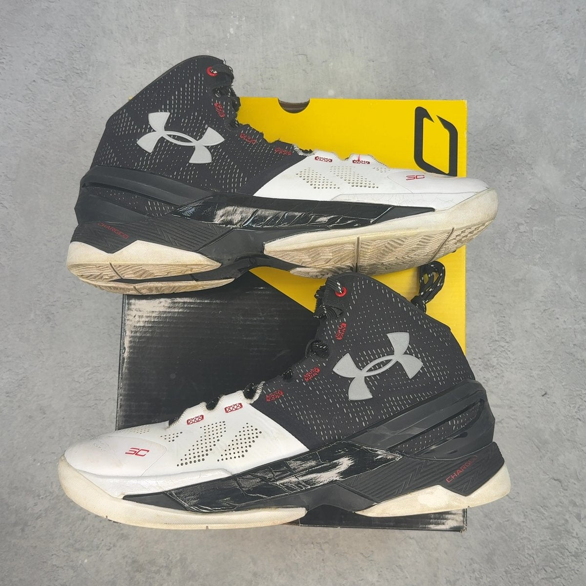 Under Armour Curry 2 Suit and Tie (2015/2024) 10 (Pre-Owned) - front