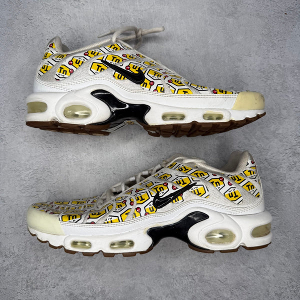 Nike Air Max Plus QS All - Over Print White *pre - owned* SIZE 9 - Kicks Collective PA - Nike - 903827-100 - Men's Shoes - 9M/10.5W - Pre - Owned - No Box