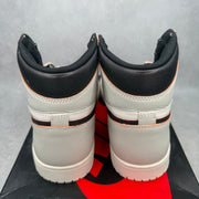 Jordan 1 Retro High OG Defiant SB NYC to Paris *pre-owned* SIZE 10