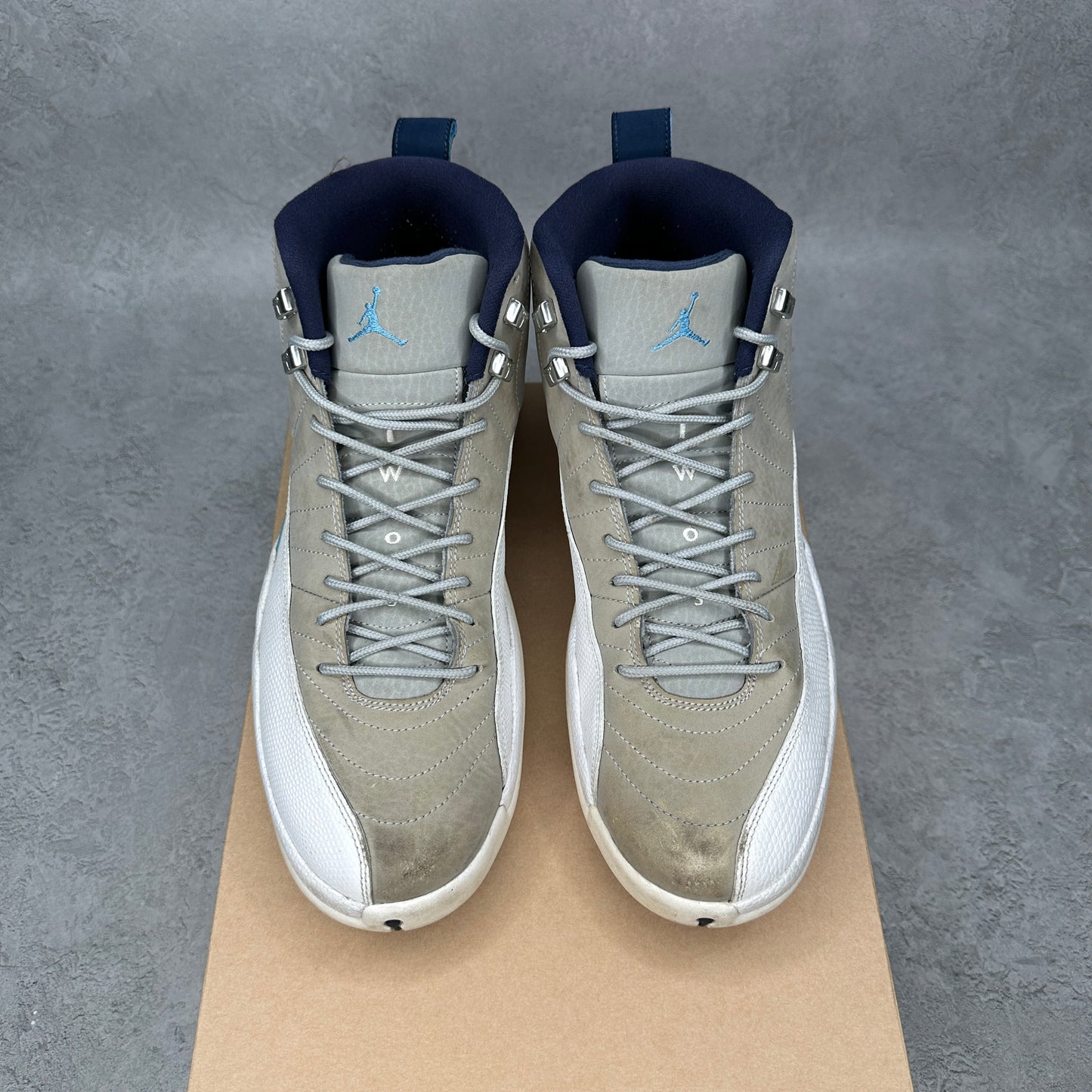 Jordan 12 Retro Grey University Blue *pre-owned* SIZE 11.5