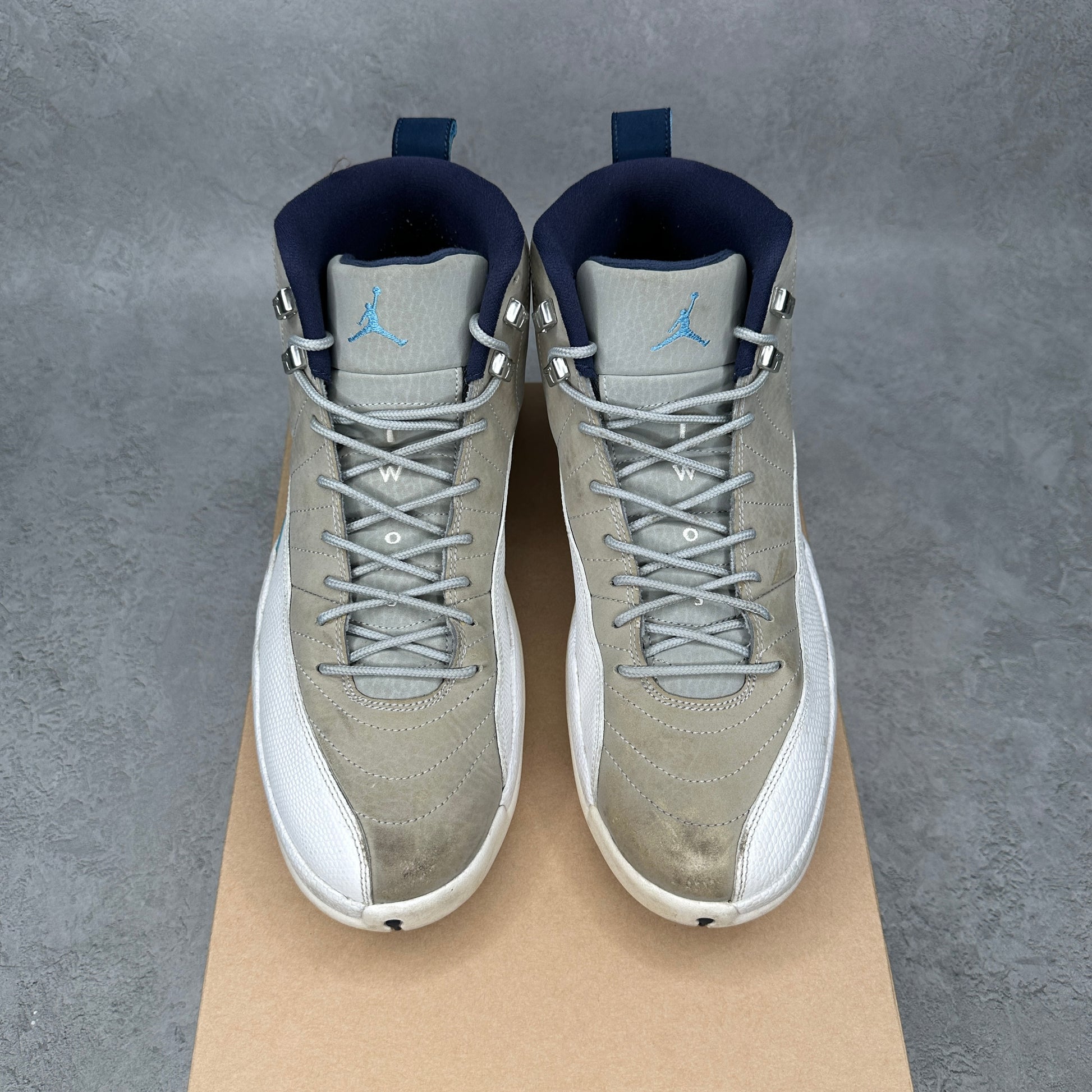 Jordan 12 Retro Grey University Blue *pre-owned* SIZE 11.5