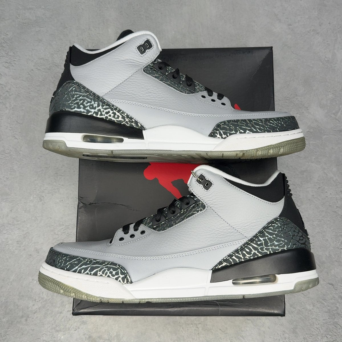 Jordan 3 Retro Wolf Grey 13 (Pre-Owned) - front