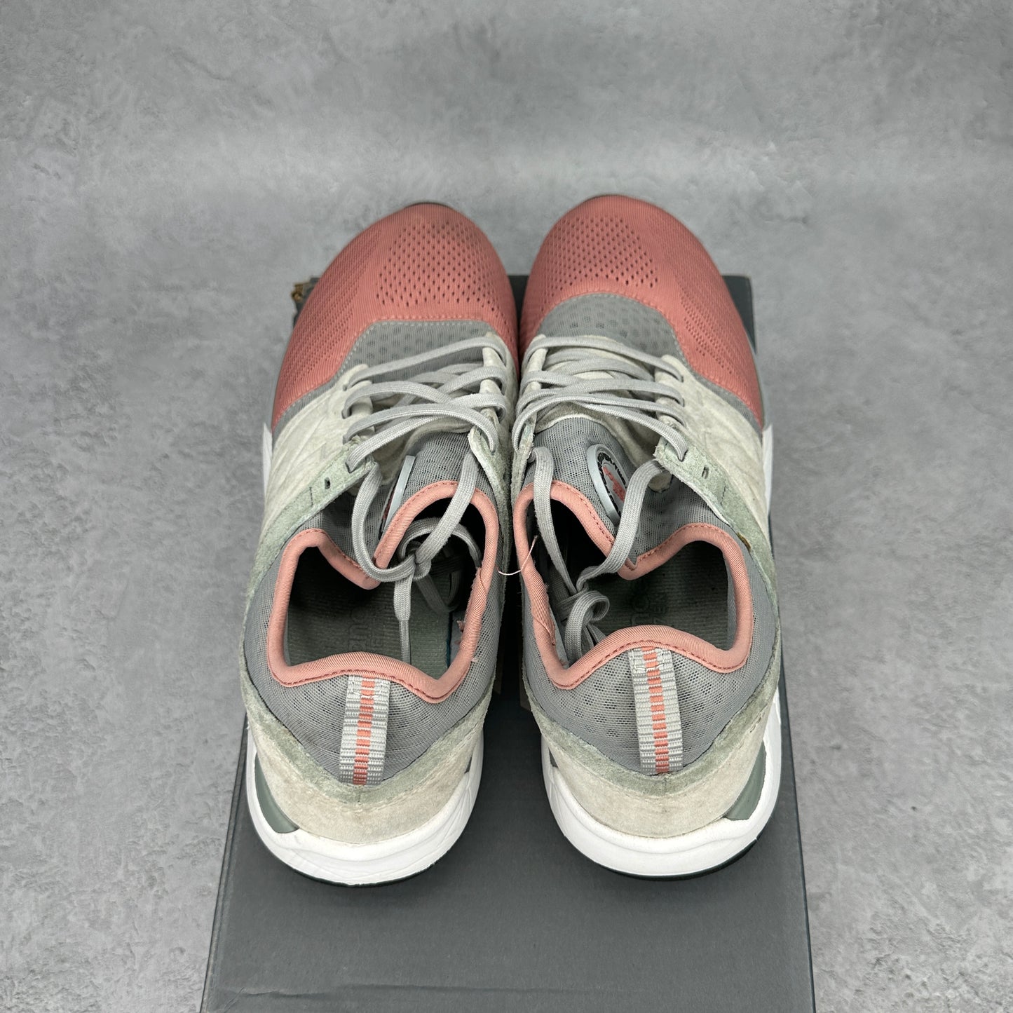 New Balance 247 Dusted Peach *pre-owned* SIZE 8.5