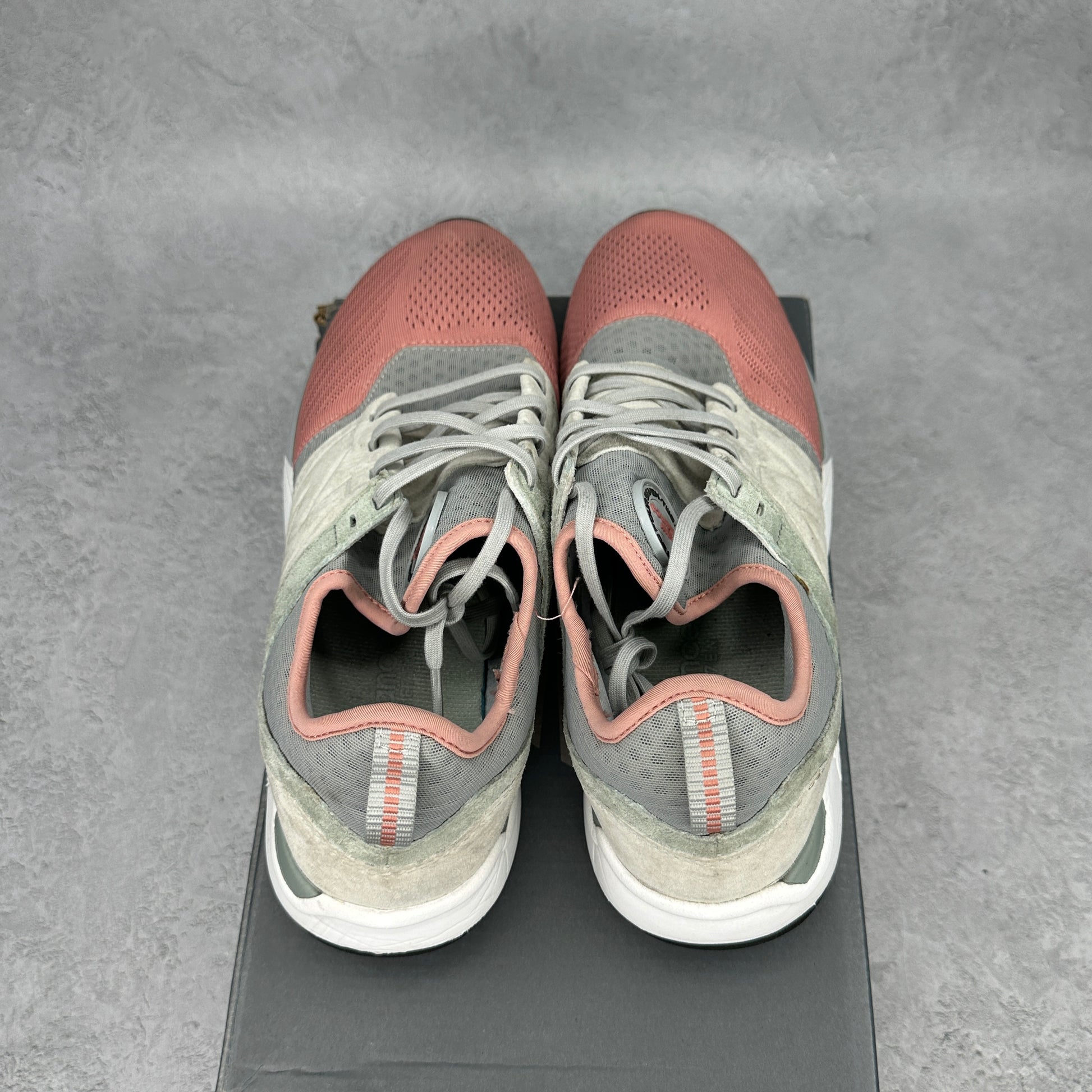 New Balance 247 Dusted Peach *pre-owned* SIZE 8.5