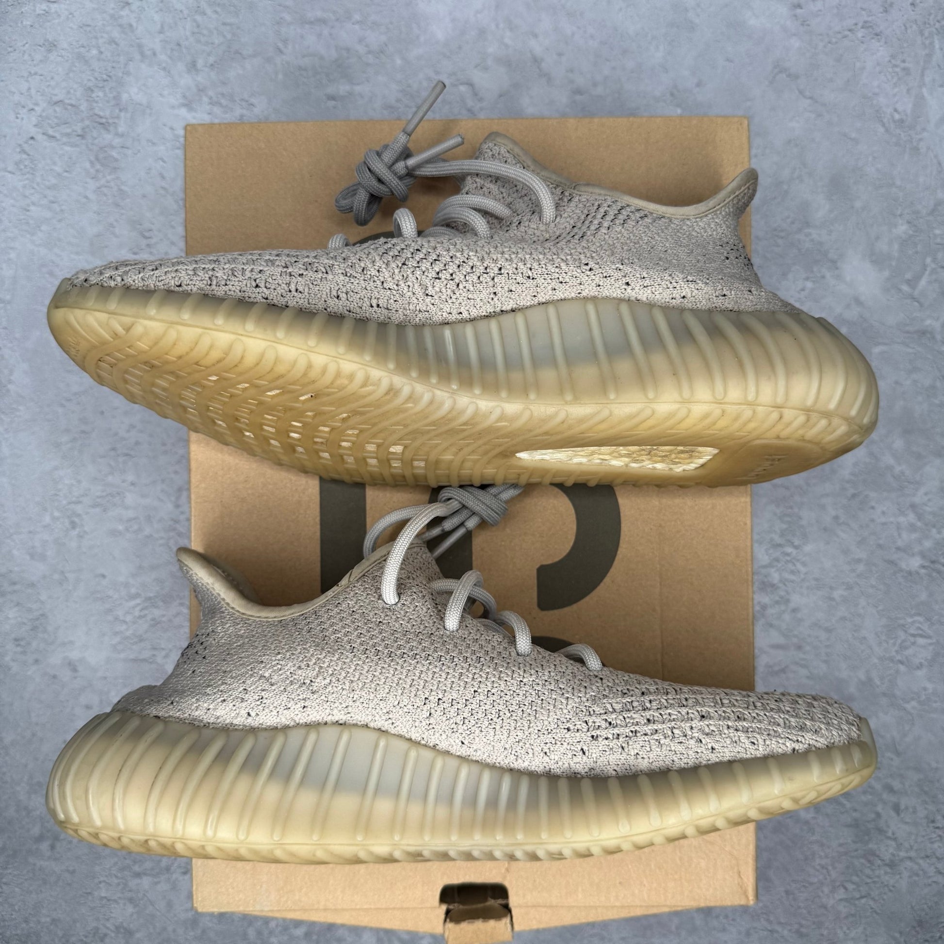 adidas Yeezy Boost 350 V2 Slate *pre - owned* SIZE 9 - Kicks Collective PA - adidas - HP7870 - Men's Shoes - 9M/10.5W - Pre - Owned