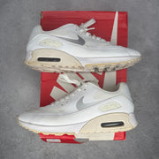 Nike Air Max 90 Ultra 2.0 White Metallic Platinum (Women's) *pre-owned* SIZE 10W