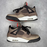 Jordan 4 Retro Taupe Haze *pre-owned* SIZE 10