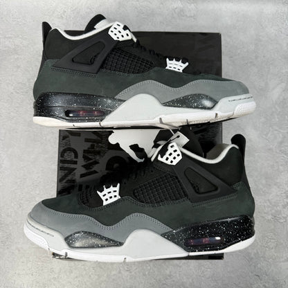 Jordan 4 Retro Fear (2024) *pre-owned* SIZE 11