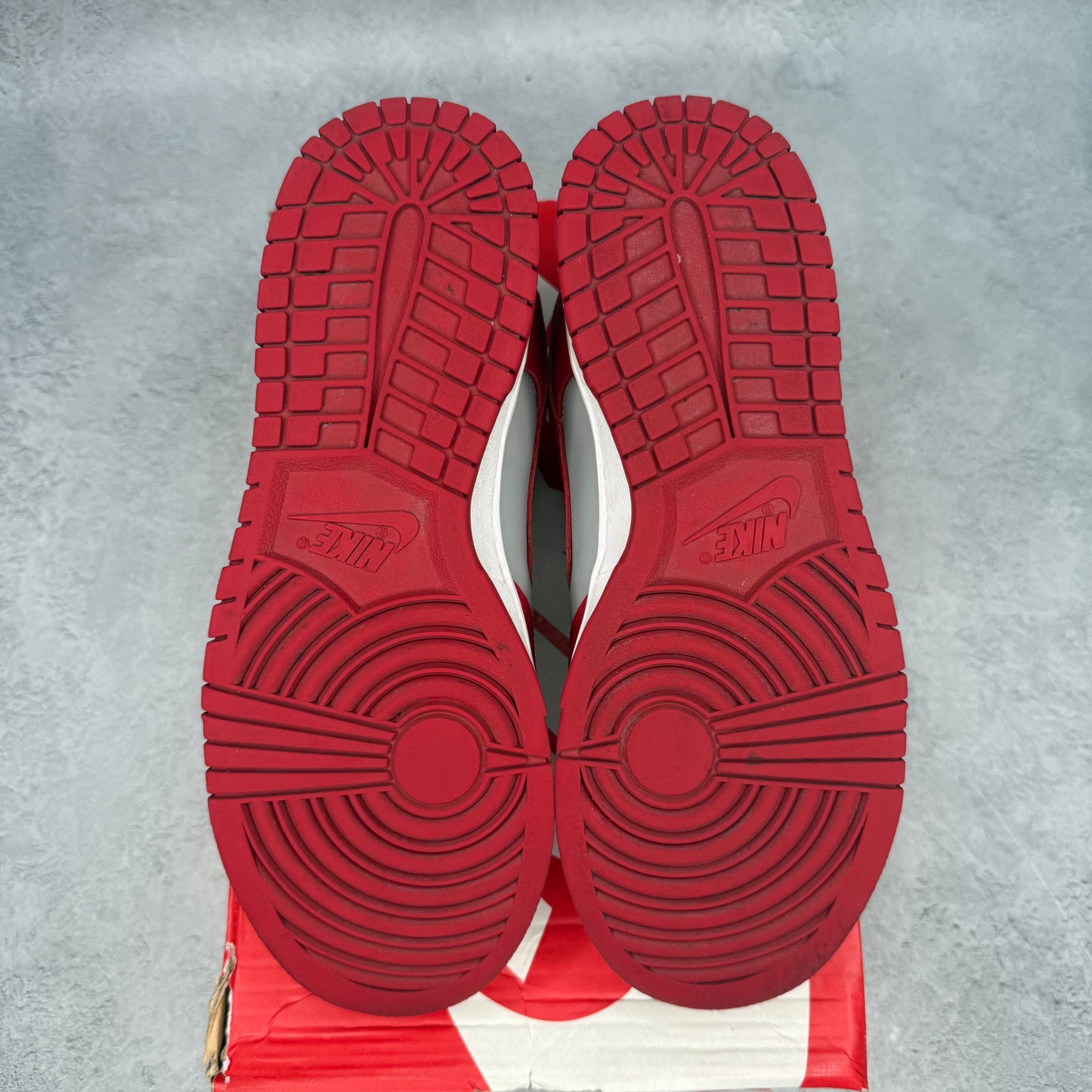 Nike Dunk Low Retro UNLV (2021) *pre-owned* SIZE 7