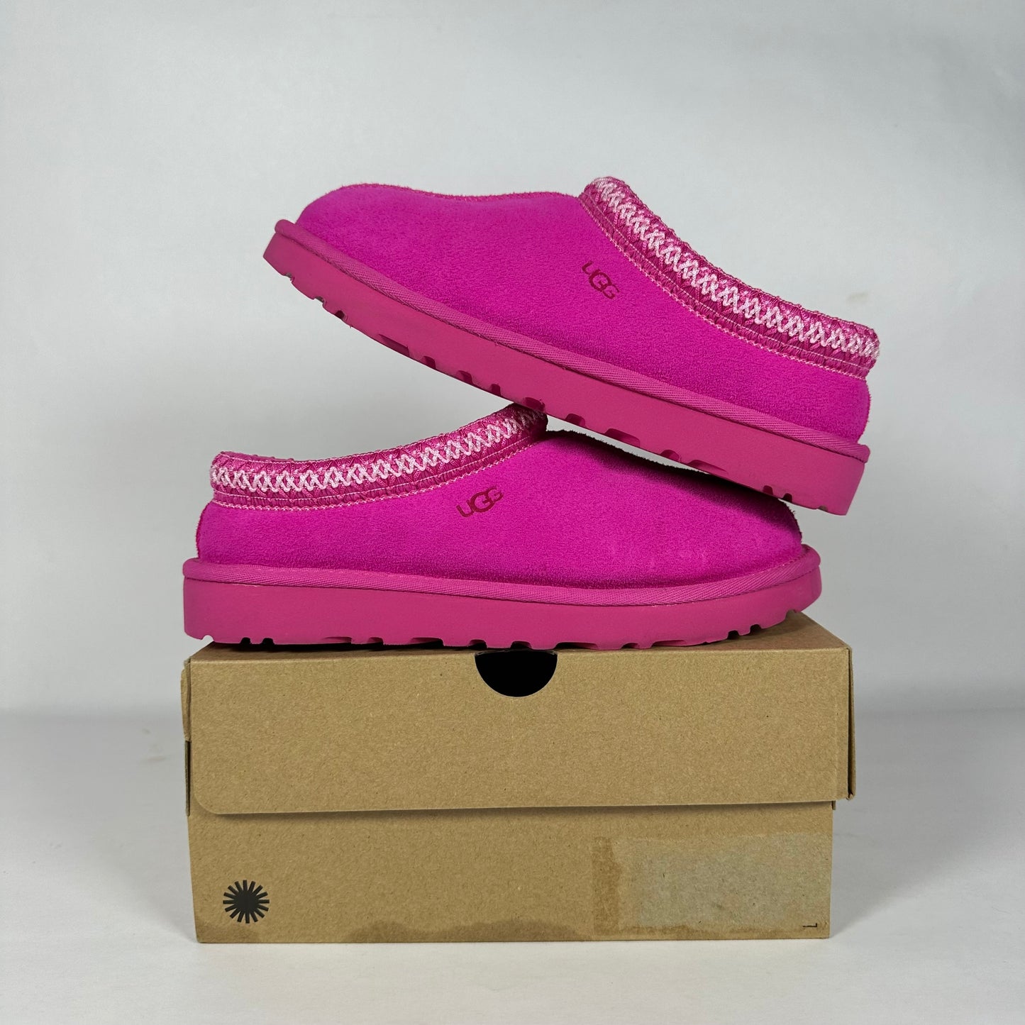 UGG Tasman Slipper Pink Glow *pre-owned* (SIZE 6W)