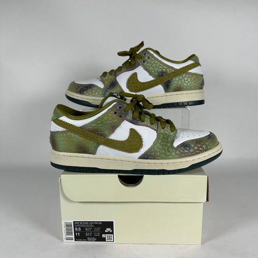 Nike SB Dunk Low Alexis Sablone *pre-owned* size 9.5