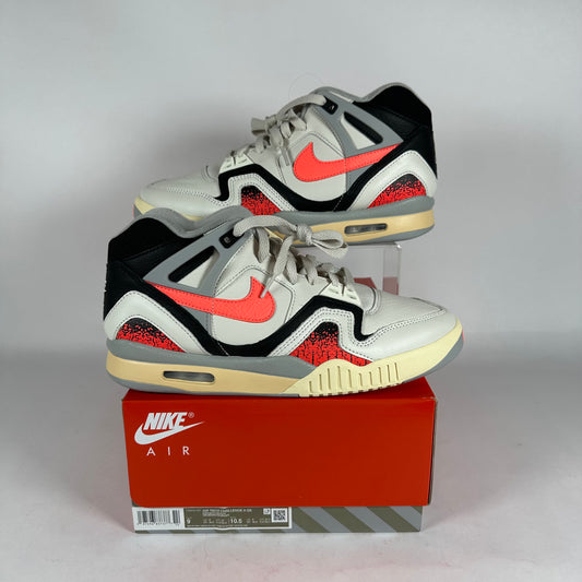 Nike Air Trainer Hot Lava *pre-owned* size 9