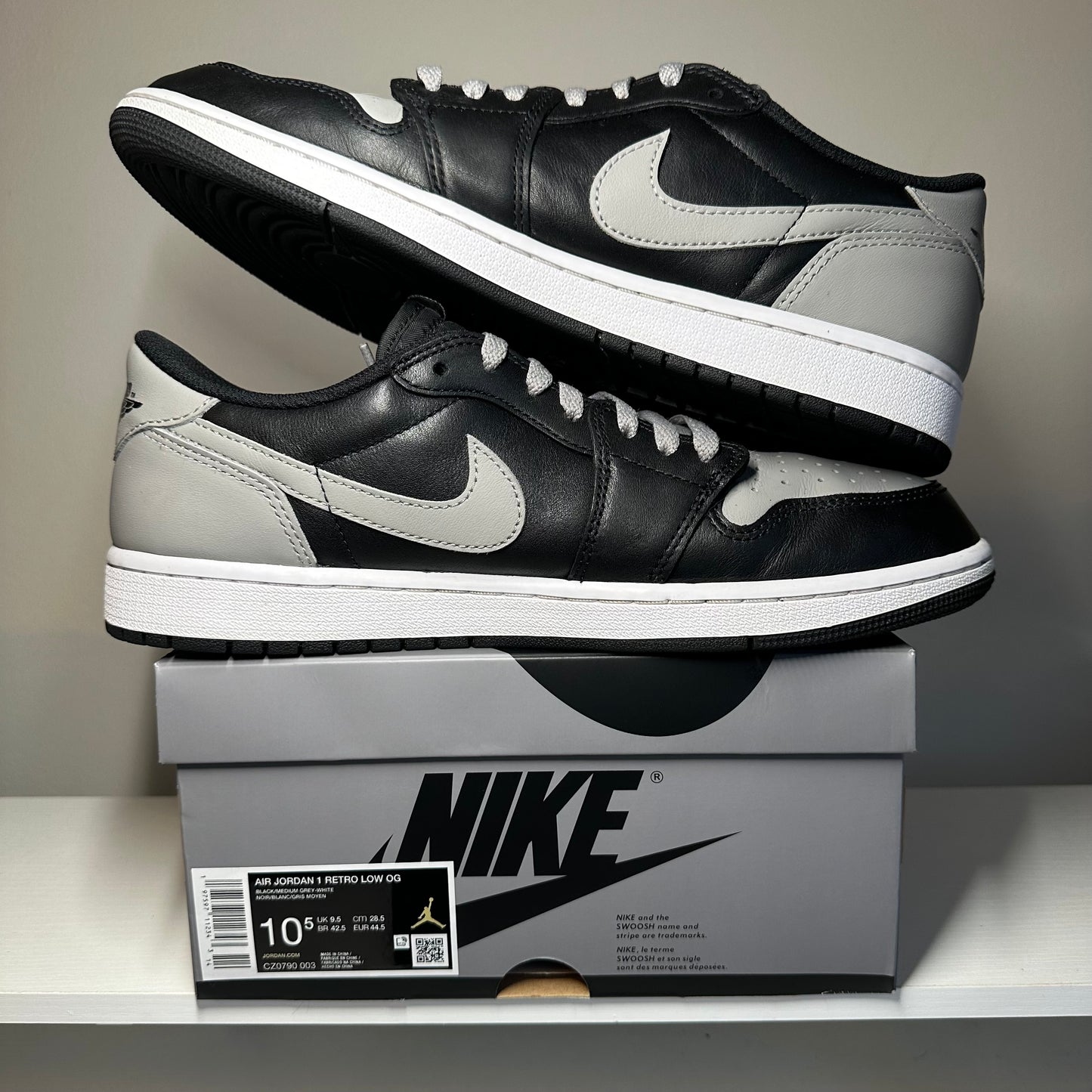 Jordan 1 Retro Low OG Shadow (2024) *pre-owned* (SIZE 10.5)