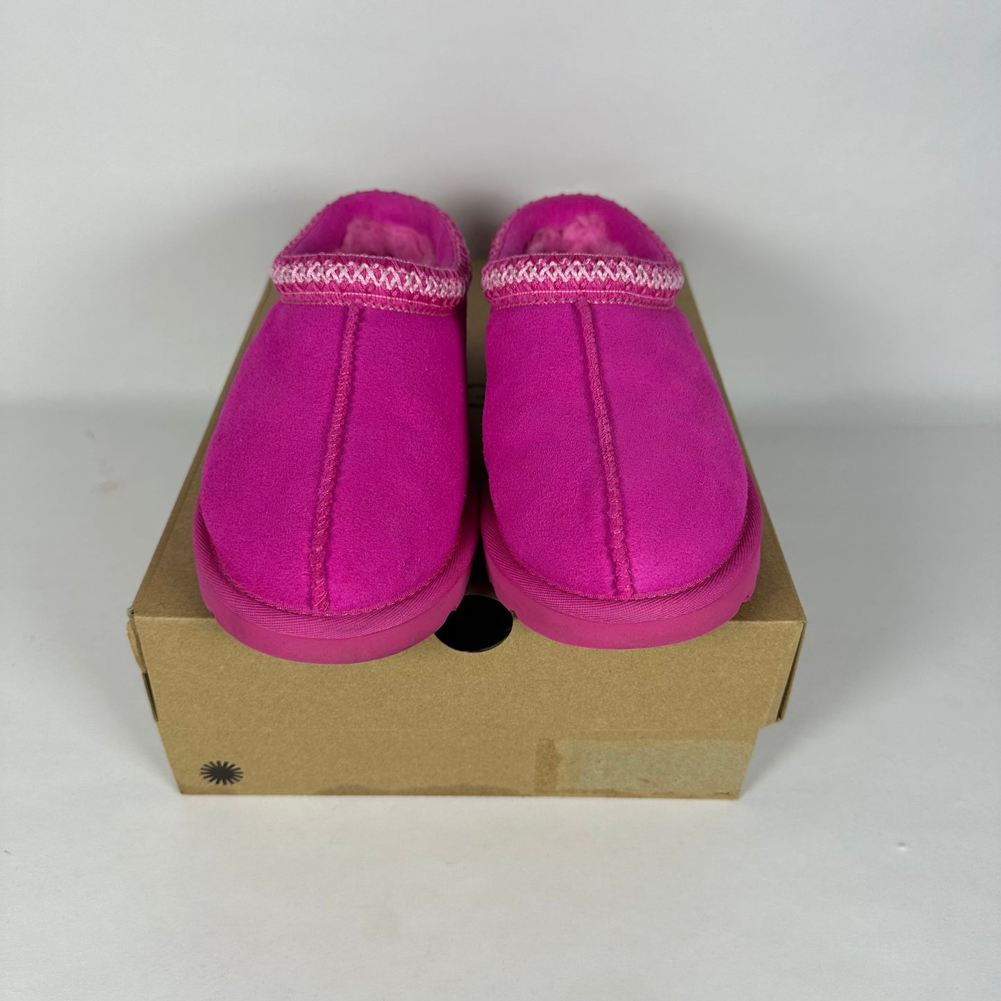 UGG Tasman Slipper Pink Glow *pre-owned* (SIZE 6W)