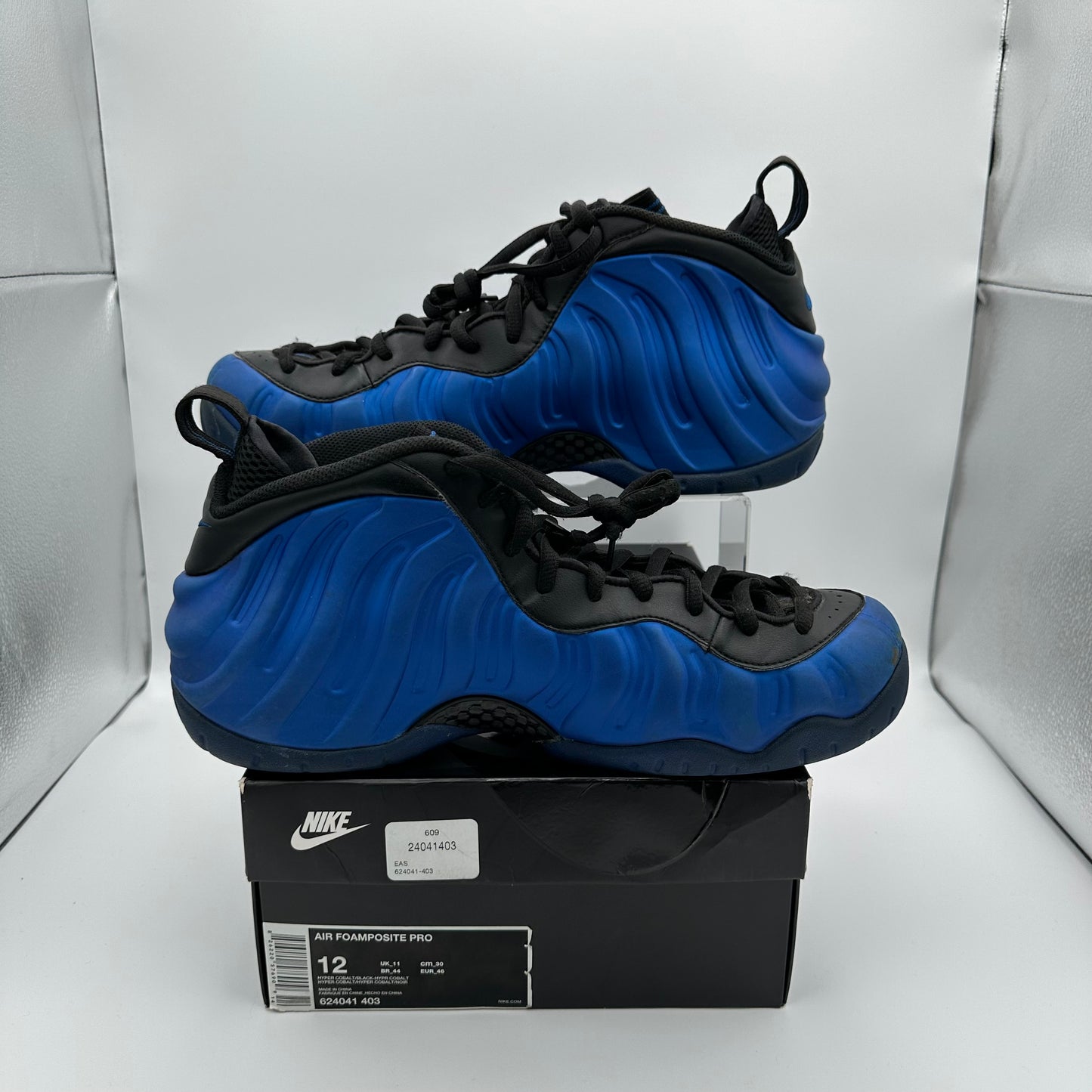 Nike Aire Foamposite Pro Hyper Cobalt *Pre-Owned* (SIZE 12)