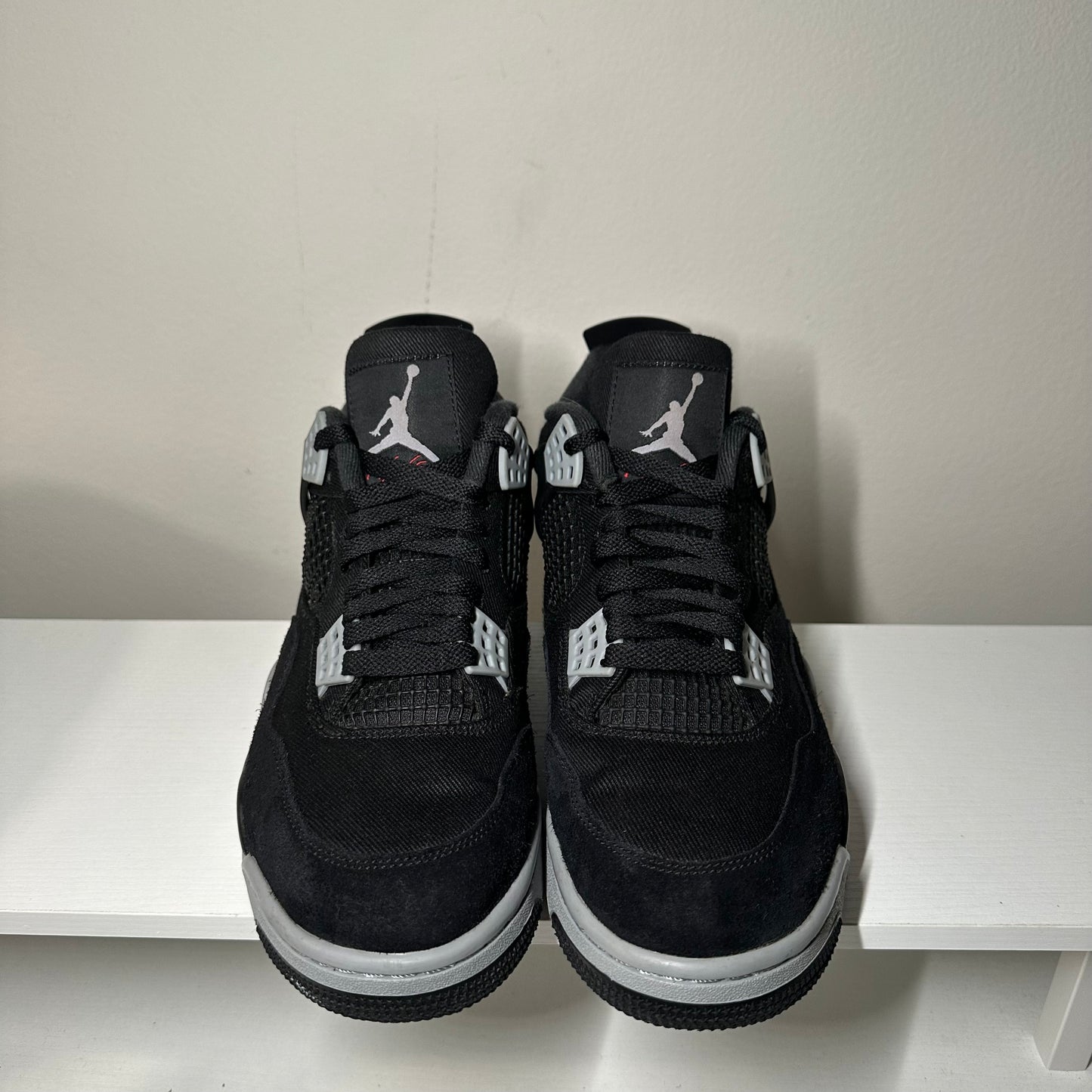 Jordan 4 Retro SE Black Canvas *pre-owned* (SIZE 9.5)