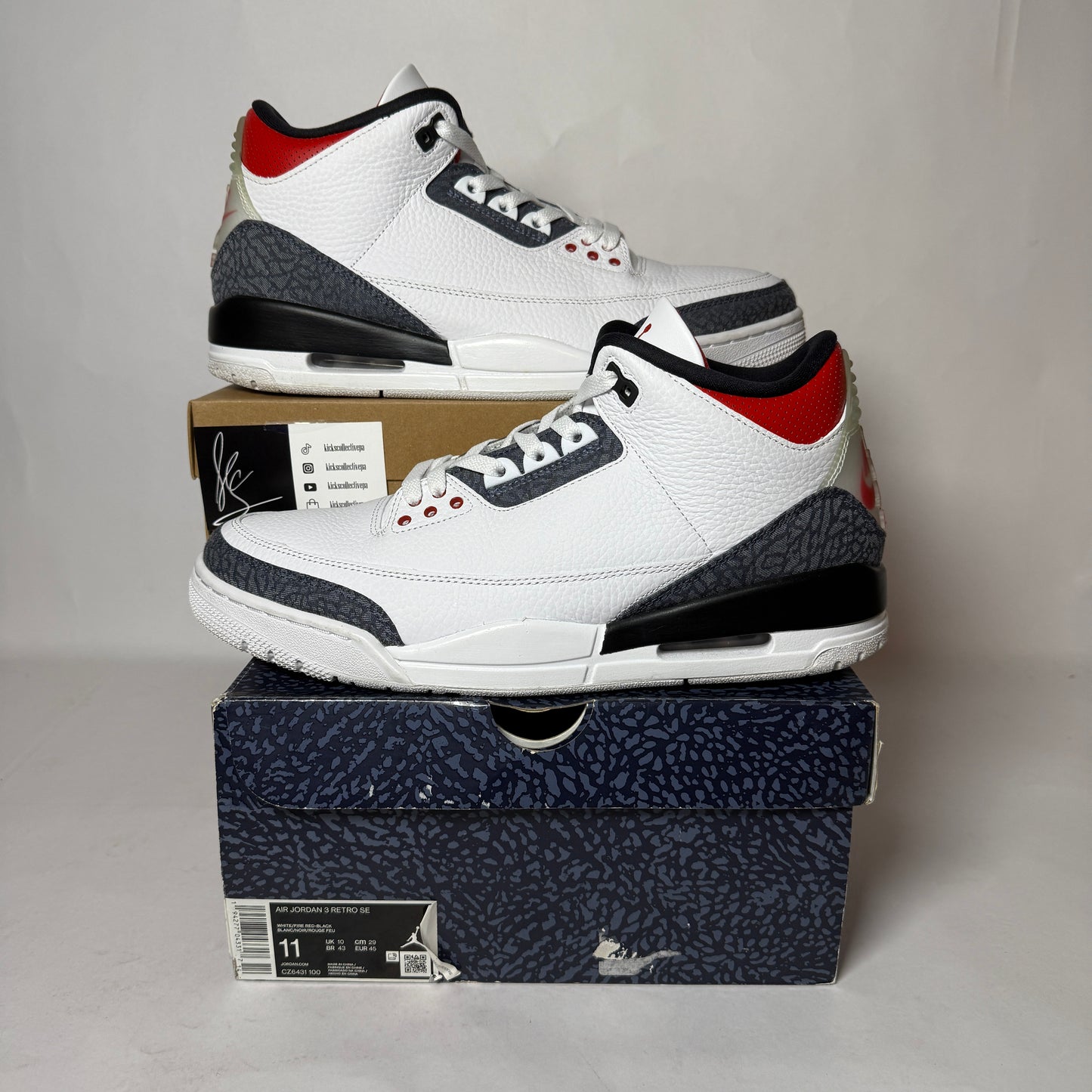 Jordan 3 Retro Fire Red Denim *pre-owned* (SIZE 11)