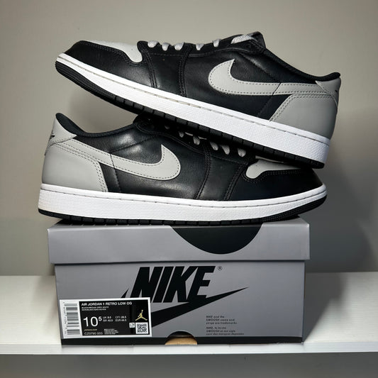 Jordan 1 Retro Low OG Shadow (2024) *pre-owned* (SIZE 10.5)