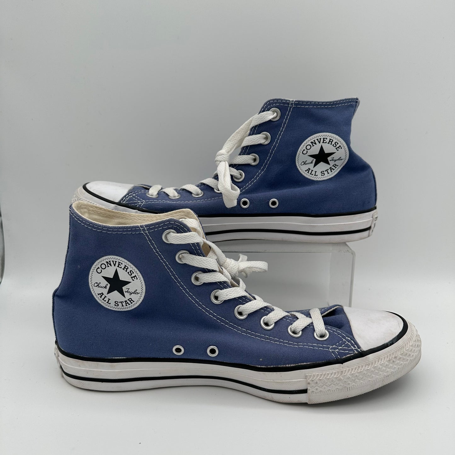 Converse Chuck Taylor High Blue *pre-owned* (SIZE 9)