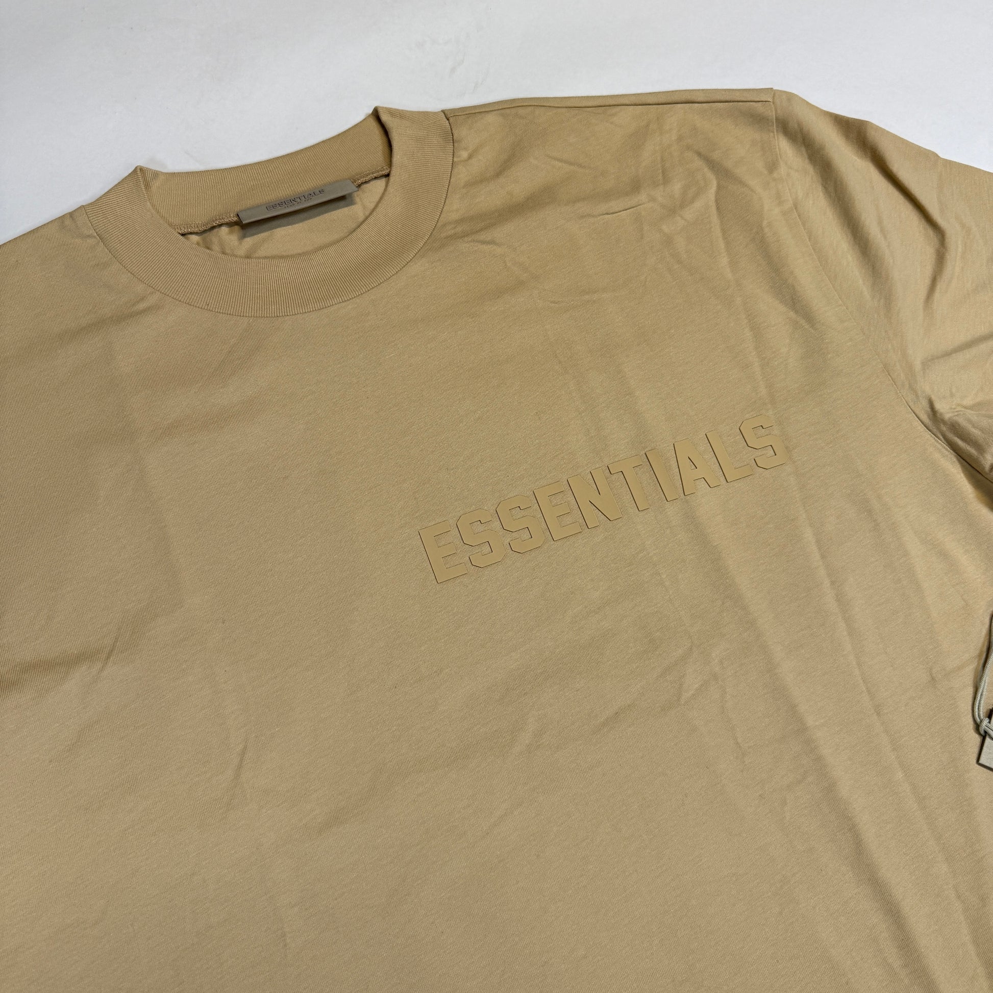 Essentials Fear of God Sand SS T-Shirt Detail of Shirt