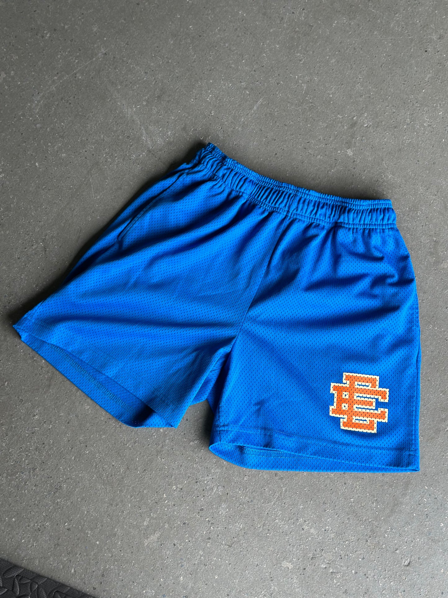 Eric Emanuel Basic Blue Orange *pre-owned* (SIZE MEDIUM)