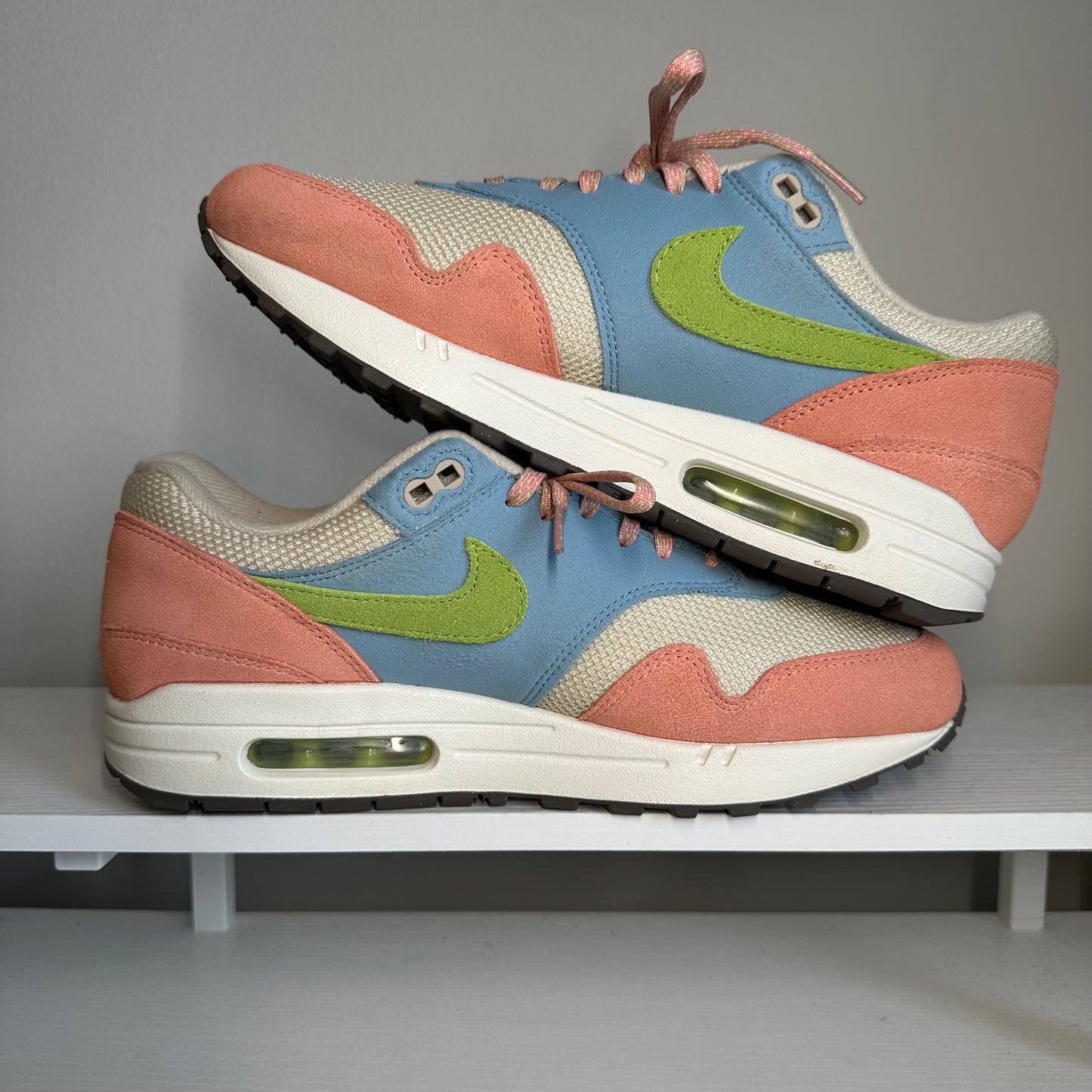 Nike Air Max 1 Light Madder Root Worn Blue *pre-owned* (SIZE 9)