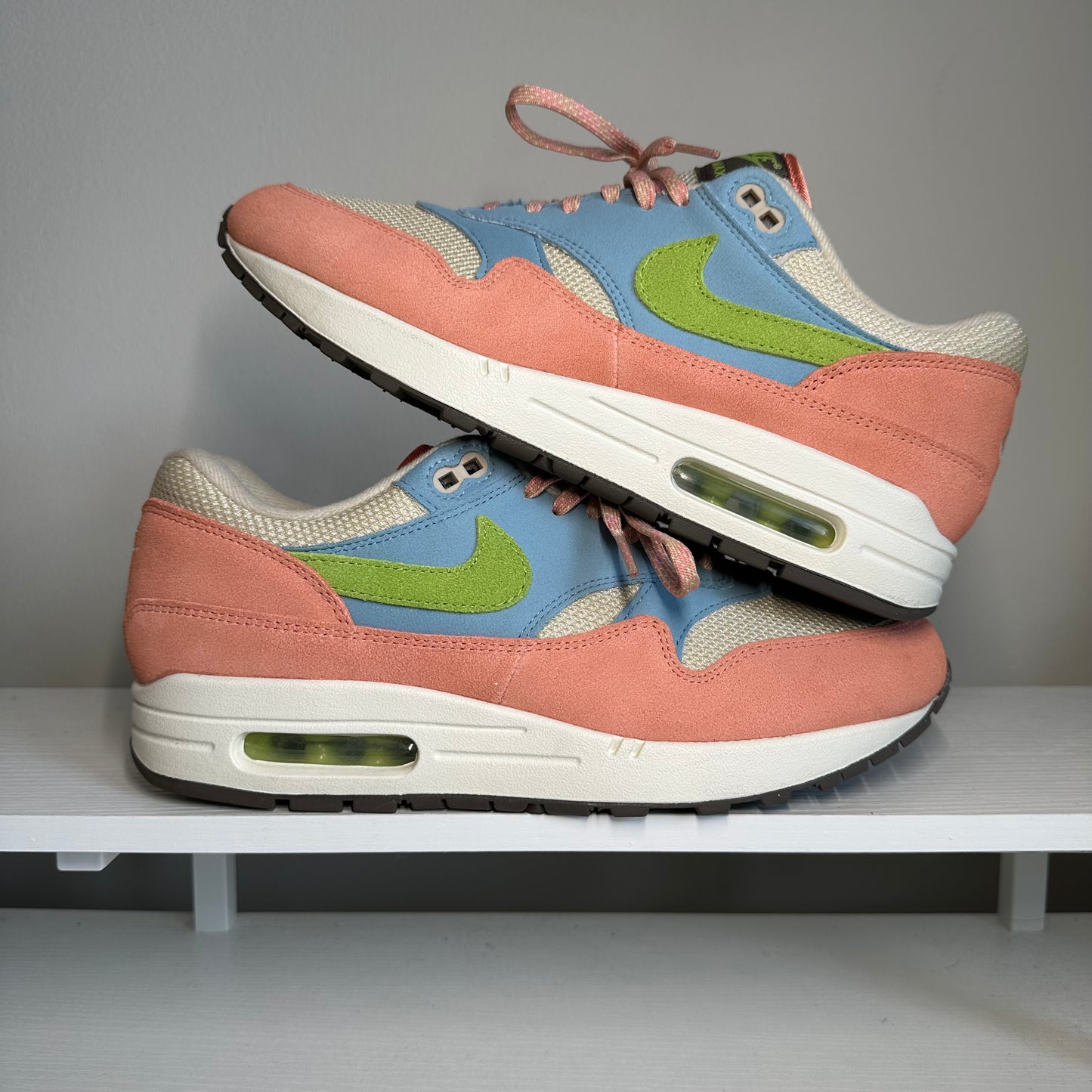 Nike Air Max 1 Light Madder Root Worn Blue *pre-owned* (SIZE 9)