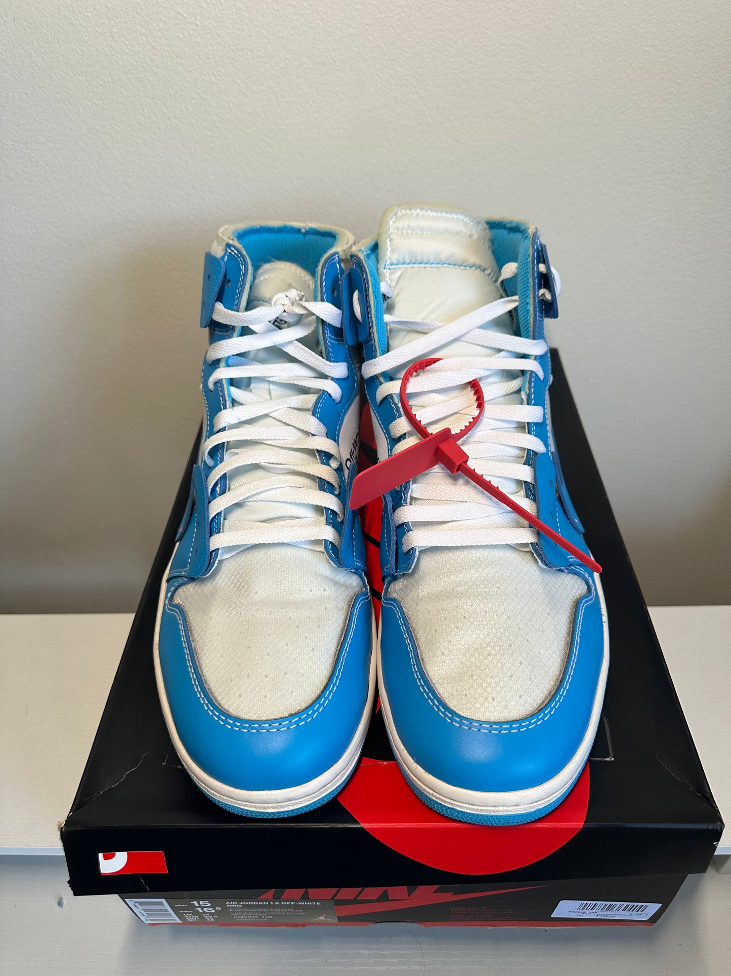 Off-White Jordan 1 Retro High University Blue 'UNC' *pre-owned* (SIZE 15)