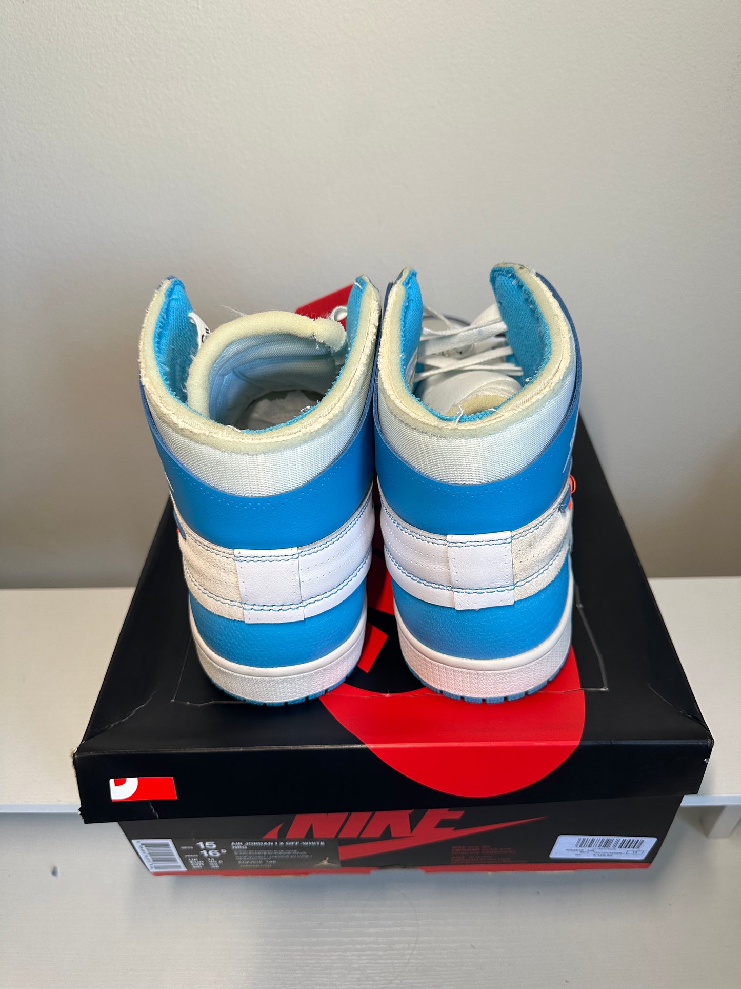 Off-White Jordan 1 Retro High University Blue 'UNC' *pre-owned* (SIZE 15)