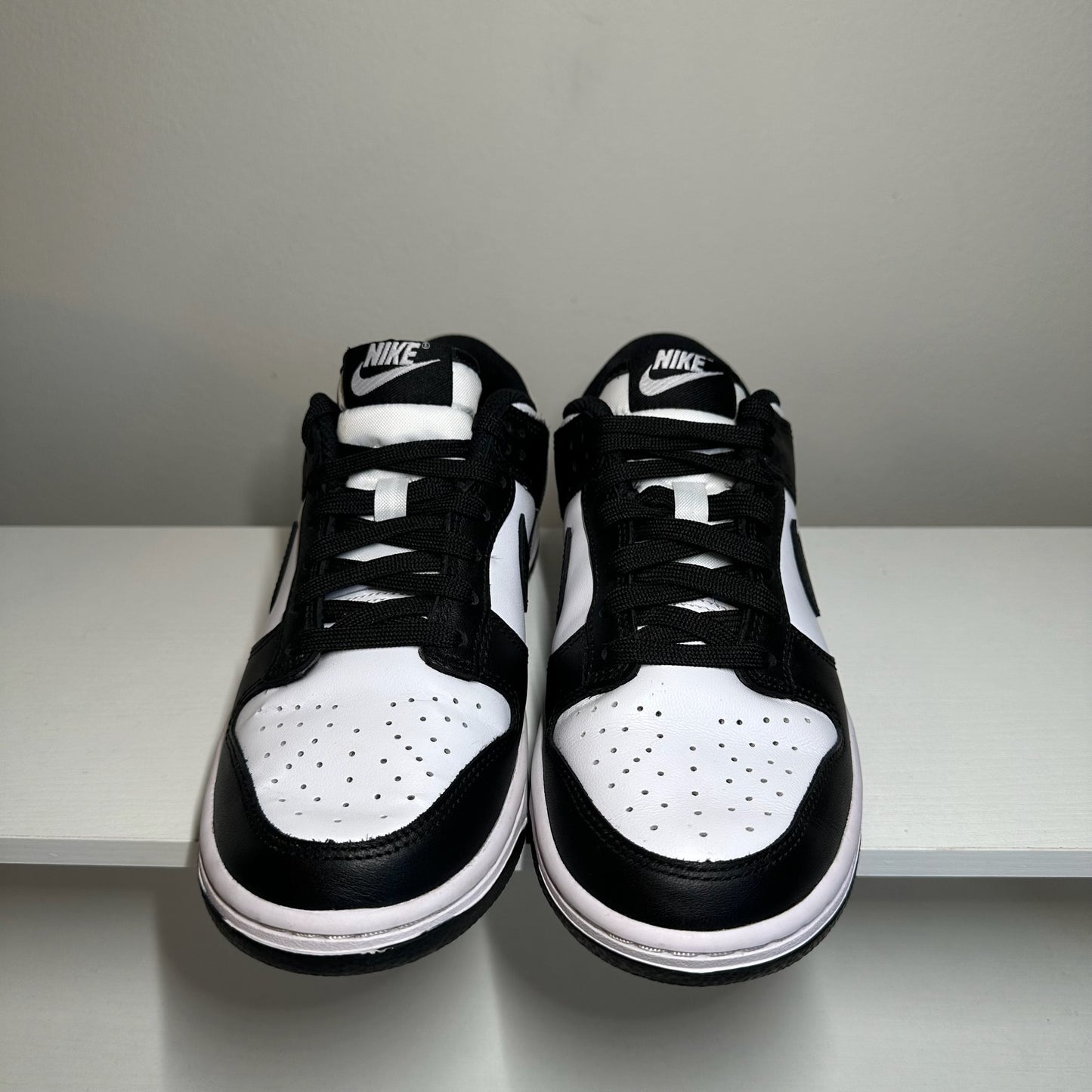 Nike Dunk Low Retro White Black Panda (Women’s) *pre-owned* (SIZE 6.5W/5Y)