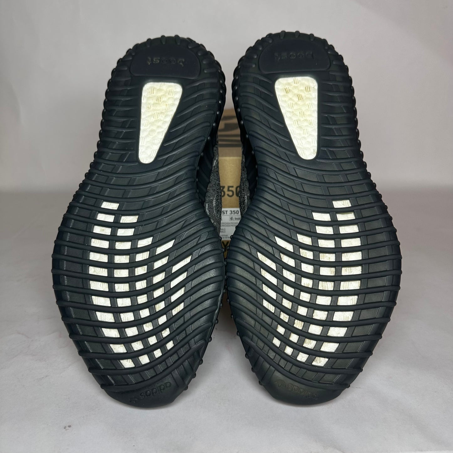 adidas Yeezy Boost 350 V2 MX Dark Salt *pre-owned* (SIZE 10)
