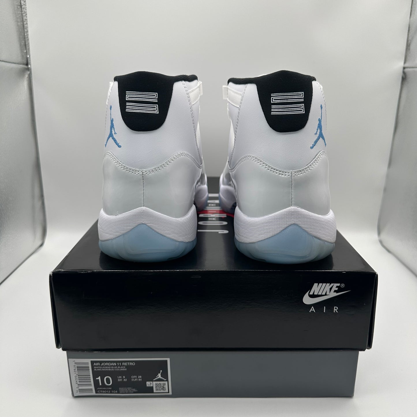 Jordan 11 Retro Legend Blue Backs of Shoes