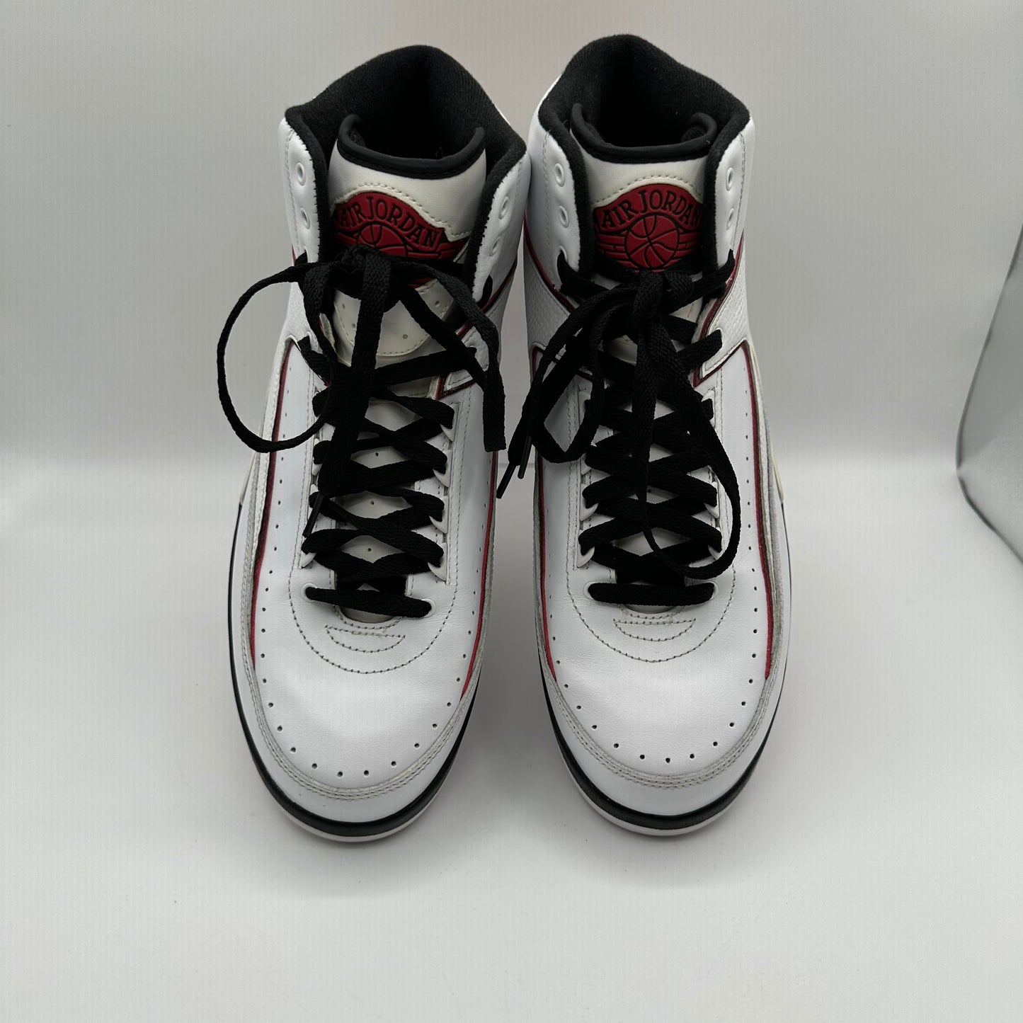 Jordan 2 Retro Chicago QF White Varsity Red Front of Shoes