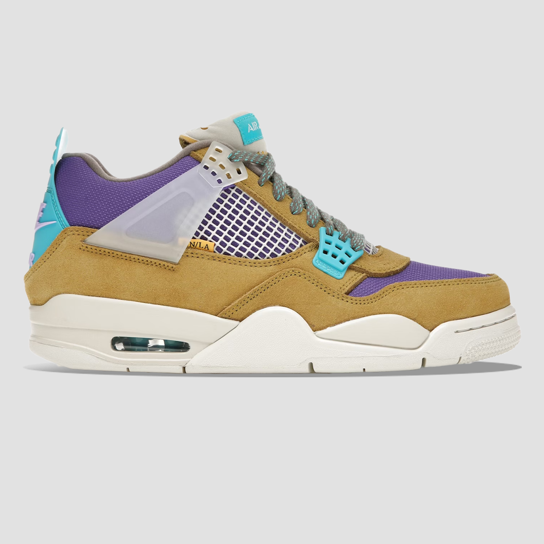 Jordan 4 Retro SP 30th Anniversary Union Desert Moss outside of shoe