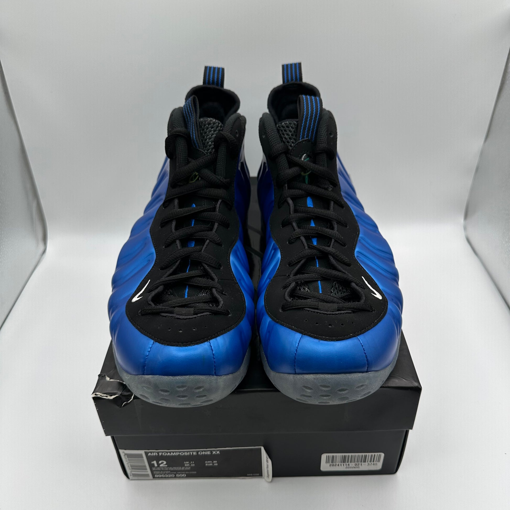 Nike Air Foamposite One Royal Blue XX 20th Anniversary (2017) Front of Shoes
