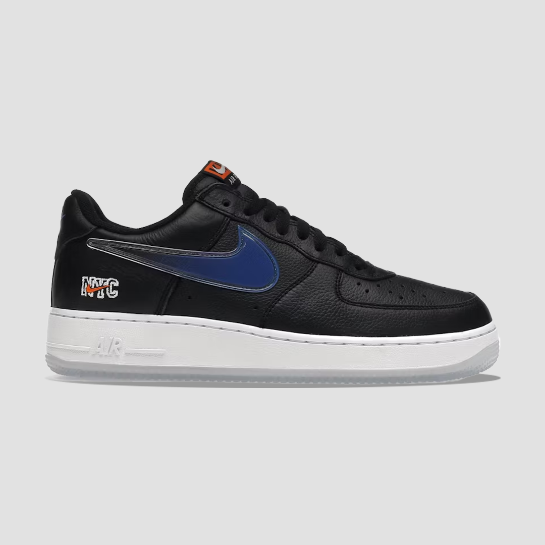Nike Air Force 1 Low Kith Knicks Away Black outside of shoe