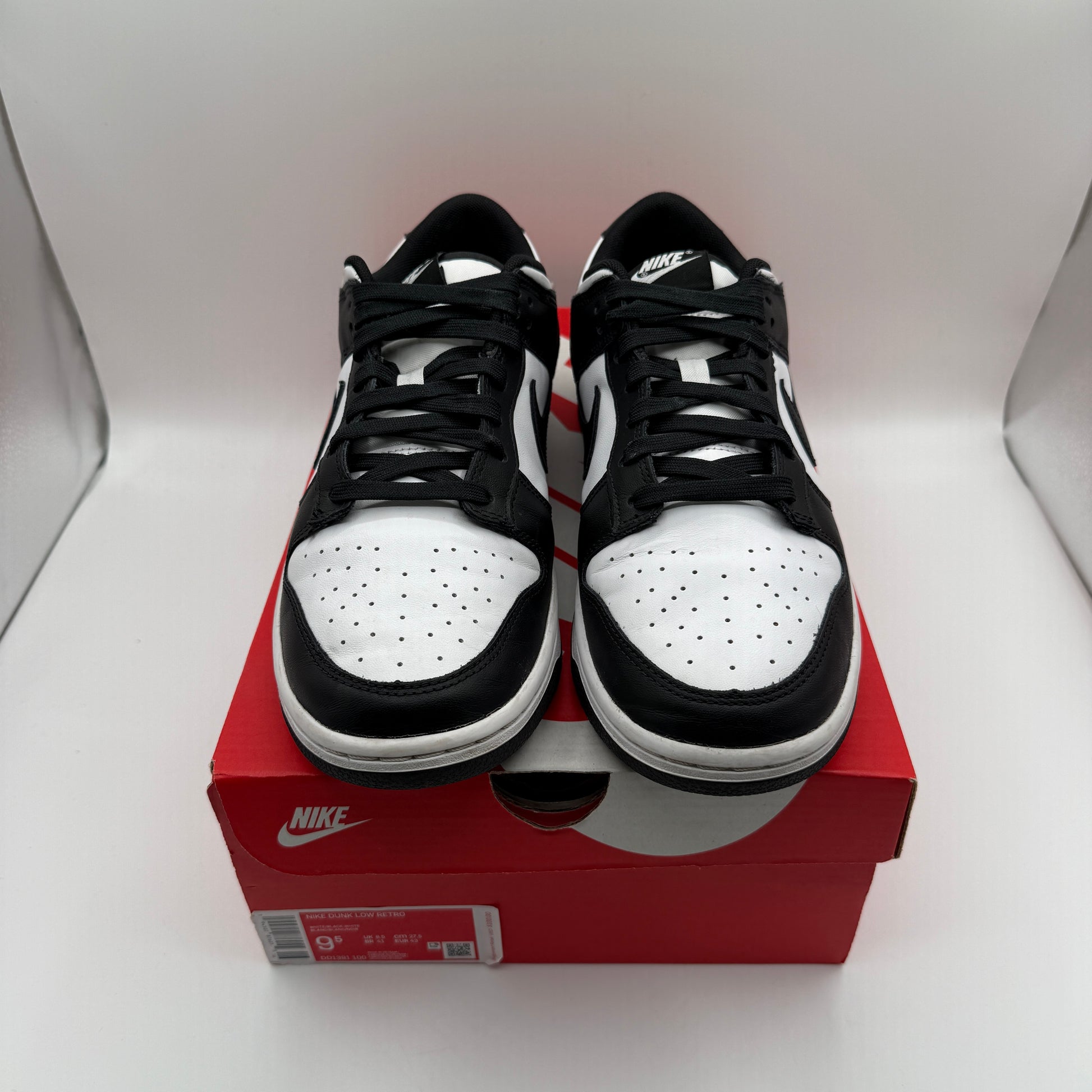 Nike Dunk Low Retro White Black Panda Front of Shoe