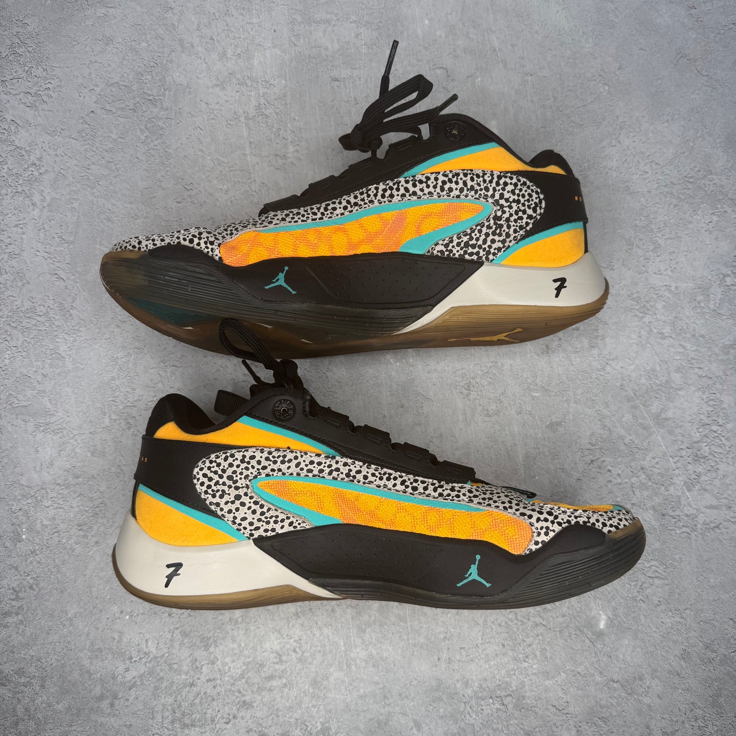 Jordan Luka 2 The Pitch *pre-owned* SIZE 11.5