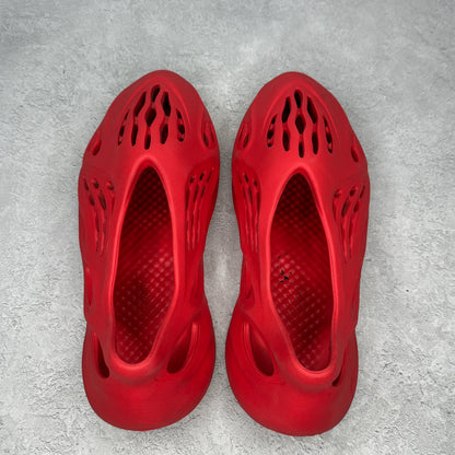 adidas Yeezy Foam RNNR Vermillion *pre-owned* SIZE 14