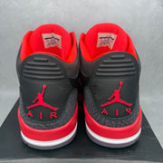Jordan 3 Retro Crimson *pre-owned* SIZE 15