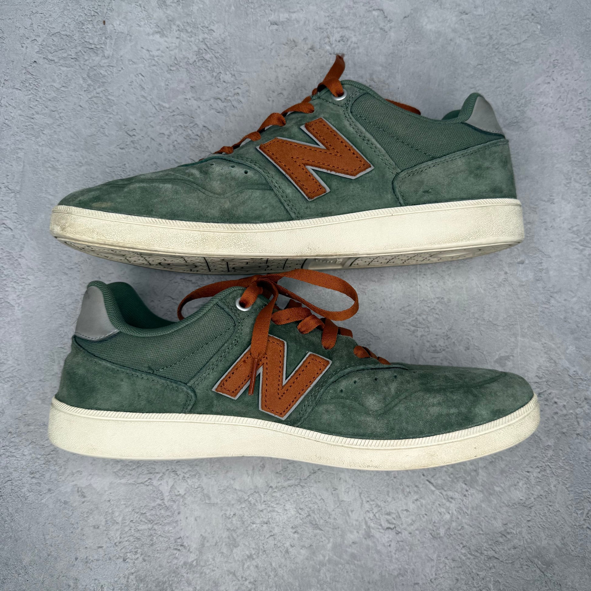 New Balance Numeric 288 Olive *pre-owned* SIZE 10