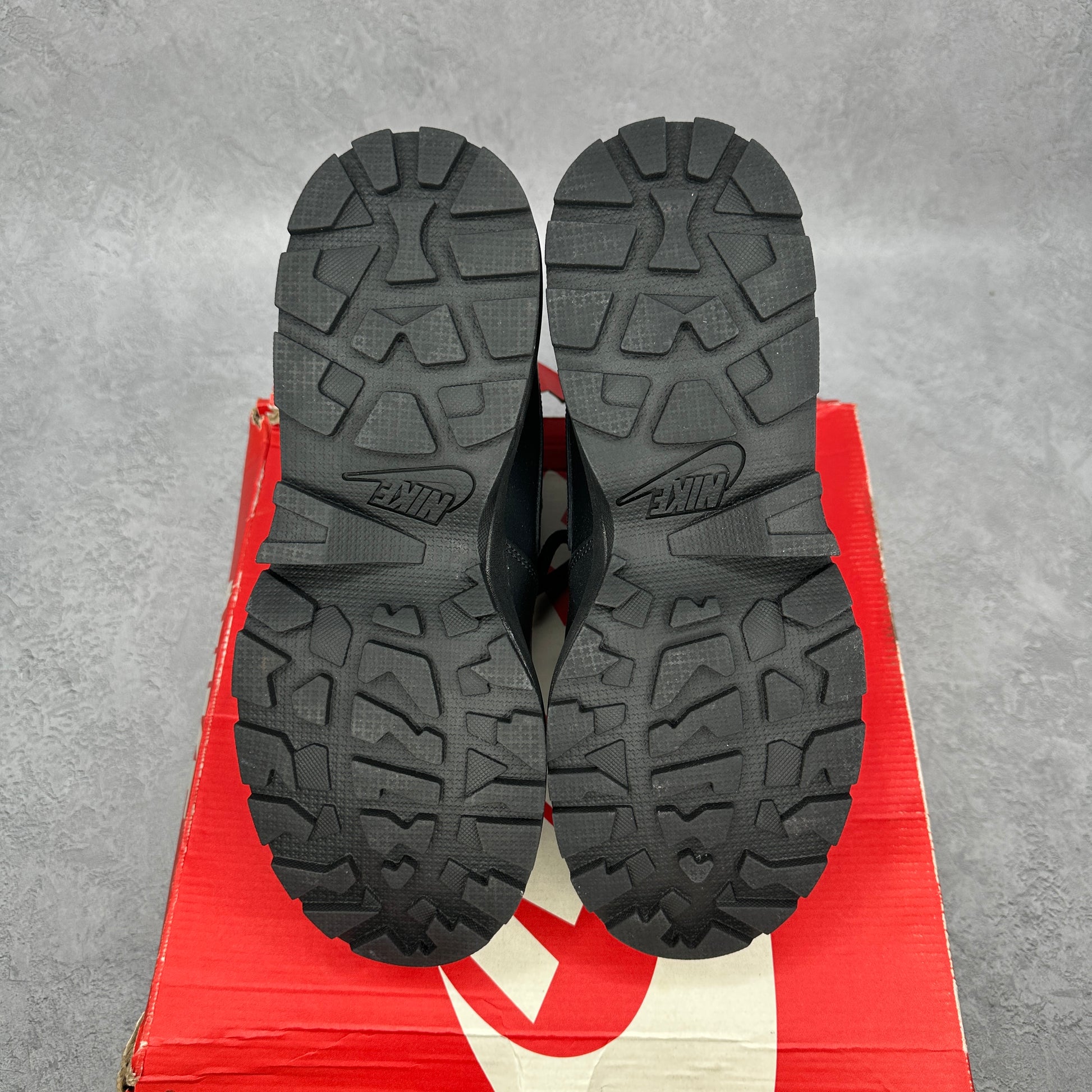 Nike Air Max Goaterra 2.0 Triple Black