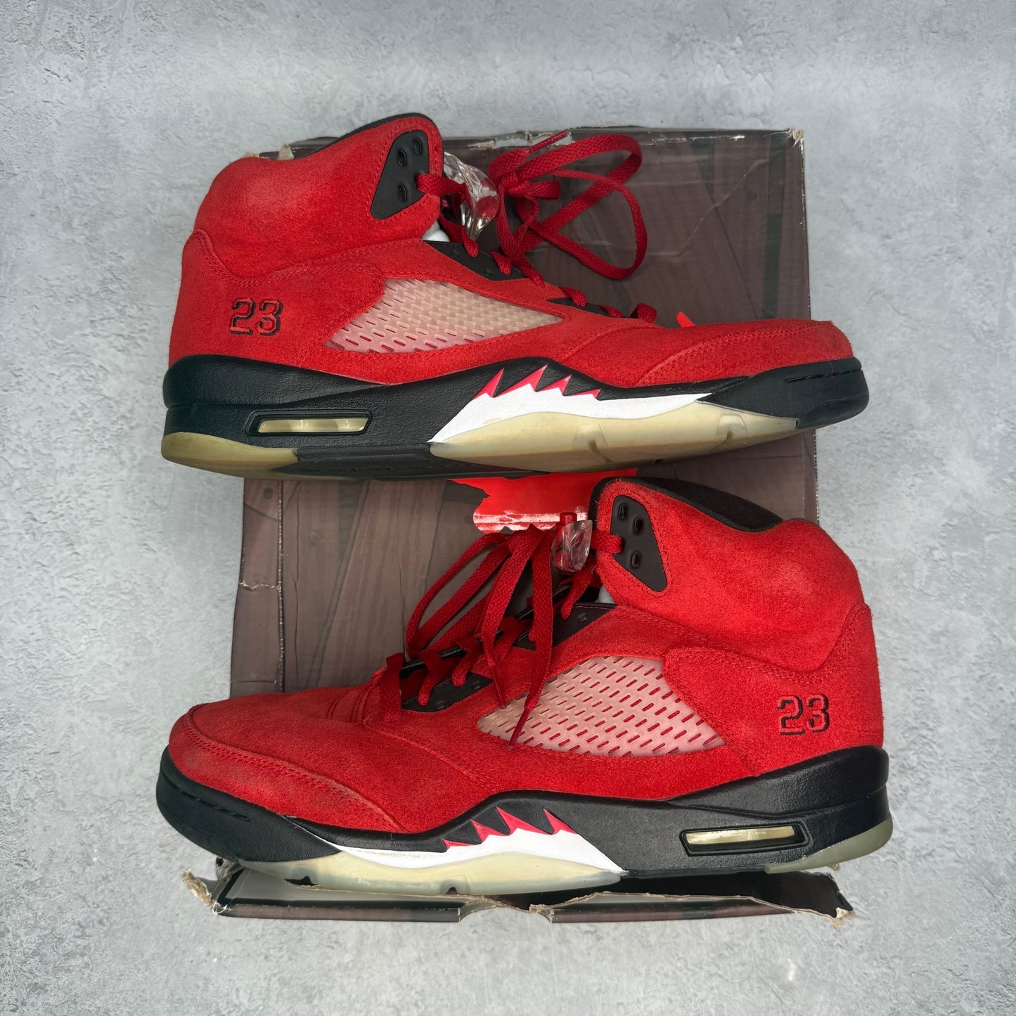 Jordan 5 Retro Raging Bull Red (2021) *pre - owned* SIZE 12 - Kicks Collective PA - Jordan - DD0587-600 - Men's Shoes - 12M/13.5W - Pre - Owned - Original Box (Damaged)