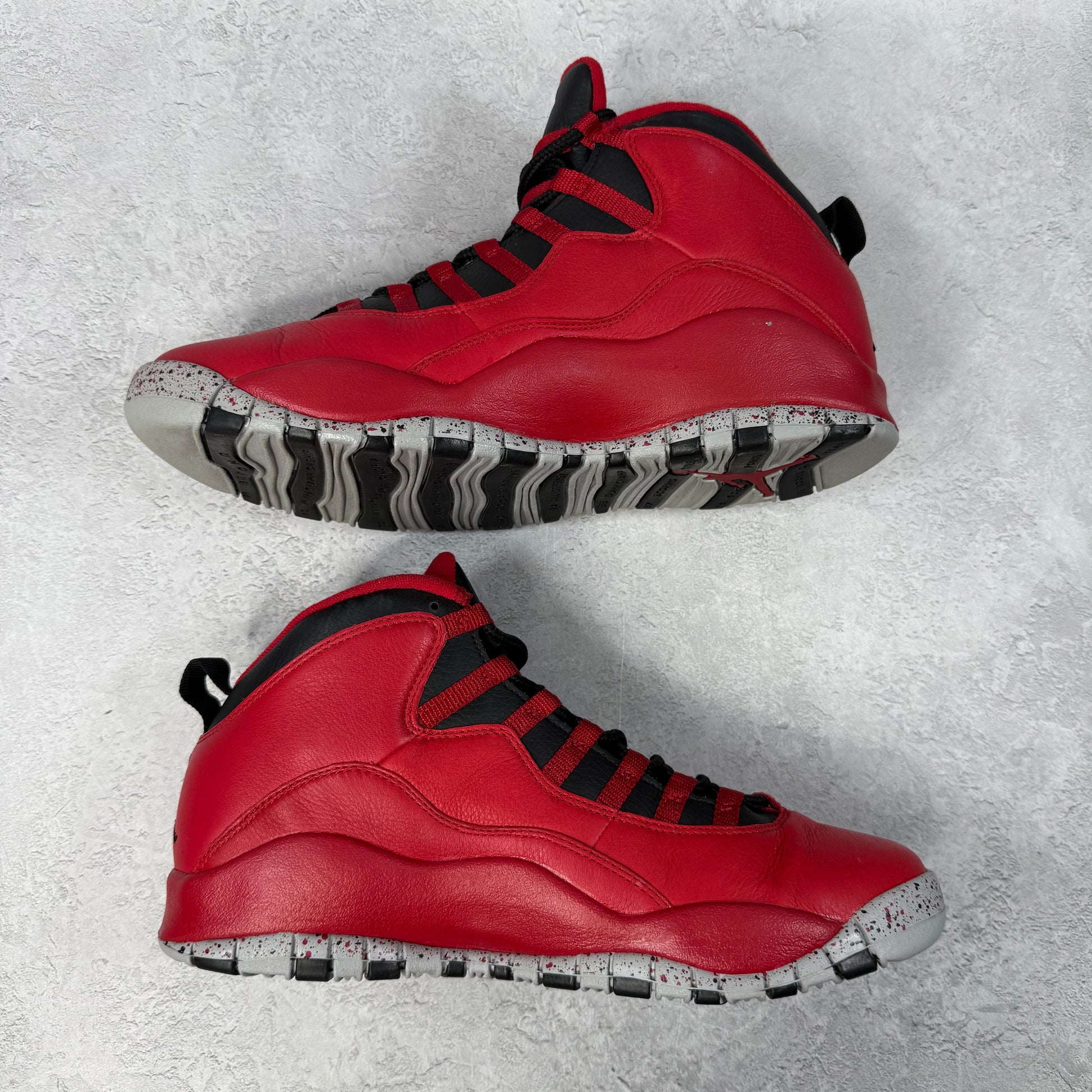 Jordan 10 Retro Bulls Over Broadway VNDS *pre-owned* SIZE 10