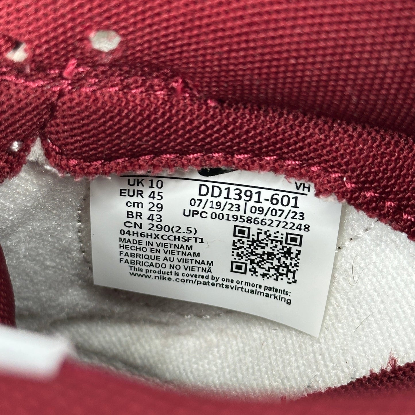 Nike Dunk Low Team Red *pre - owned* SIZE 11 - Kicks Collective PA - Nike - DD1391-601 - Men's Shoes - 11M/12.5W - Pre - Owned - No Box