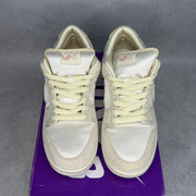 Nike SB Dunk Low City of Love Light Bone - Image 3