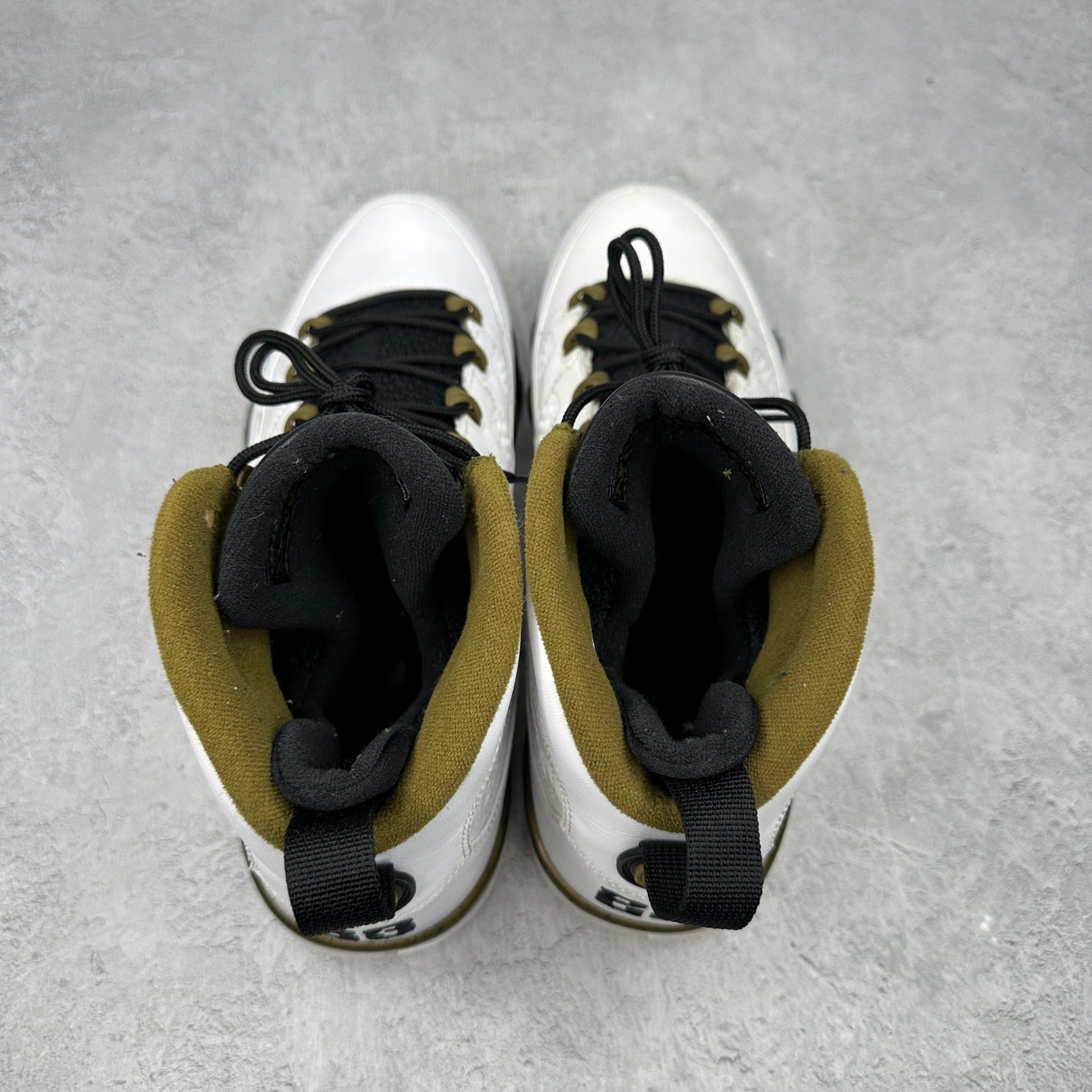 Jordan 9 Retro Statue *pre - owned* SIZE 9.5 - Kicks Collective PA - Jordan - 302370-109 - Men's Shoes - 9.5M/11W - Pre - Owned - No Box