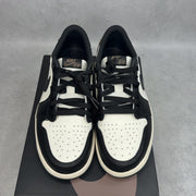 Jordan 1 Retro Low OG Mocha 9 9 (Pre-Owned) - tag