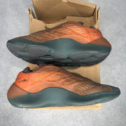 adidas Yeezy 700 V3 Copper Fade pre-owned size 14